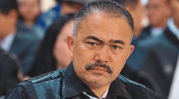 Advokat Kamaruddin Simanjuntak meninggal dunia di RS Pelni, Jakarta, setelah bertahun-tahun menjalani cuci darah, Senin dini hari.