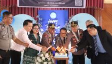 Kapolres Kotamobagu AKBP Abdul Kholik, S.H., S.I.K., mengunjungi Jemaat Advent pada HUT ke-39 untuk memperkuat toleransi, kerukunan, dan keamanan warga.