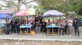 Kapolres Kotamobagu Abdul Kholik ngopi bersama warga untuk menyerap aspirasi dan memperkuat komunikasi terkait kamtibmas.